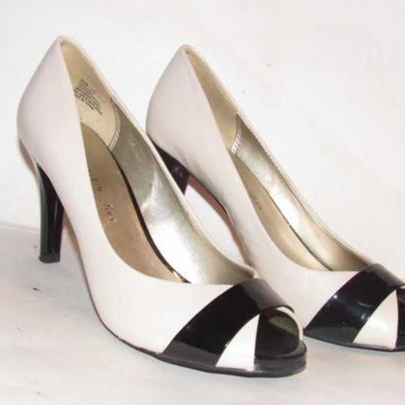 Anne Klein Ivory Black Patent Leather Peep Toe - Picture 8 of 12